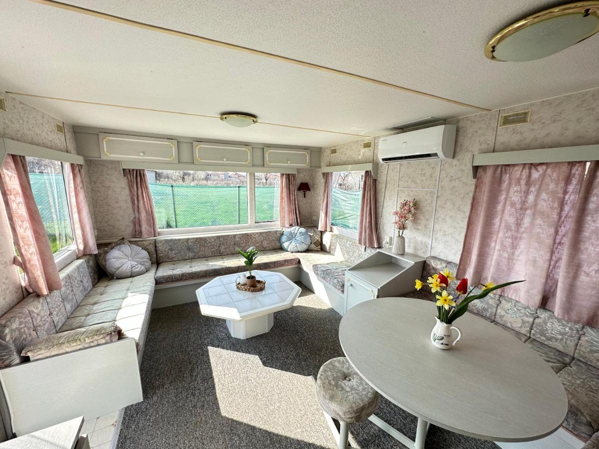 Caravans 10 Min To Tsonevo Lake & 35 Min To Black Sea Rom bilde